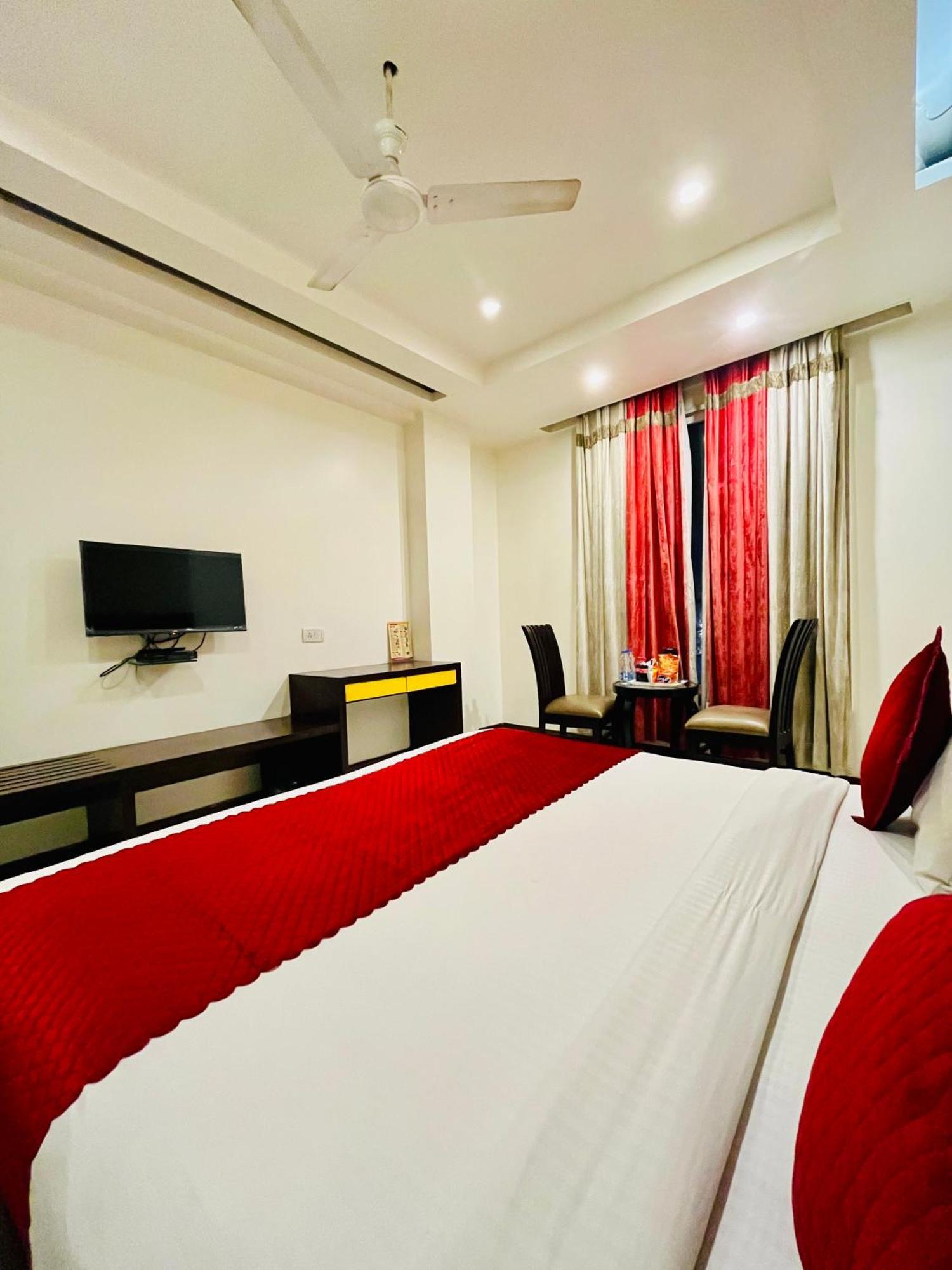 Frankstay -Le Unit By Worth Nuova Delhi Esterno foto
