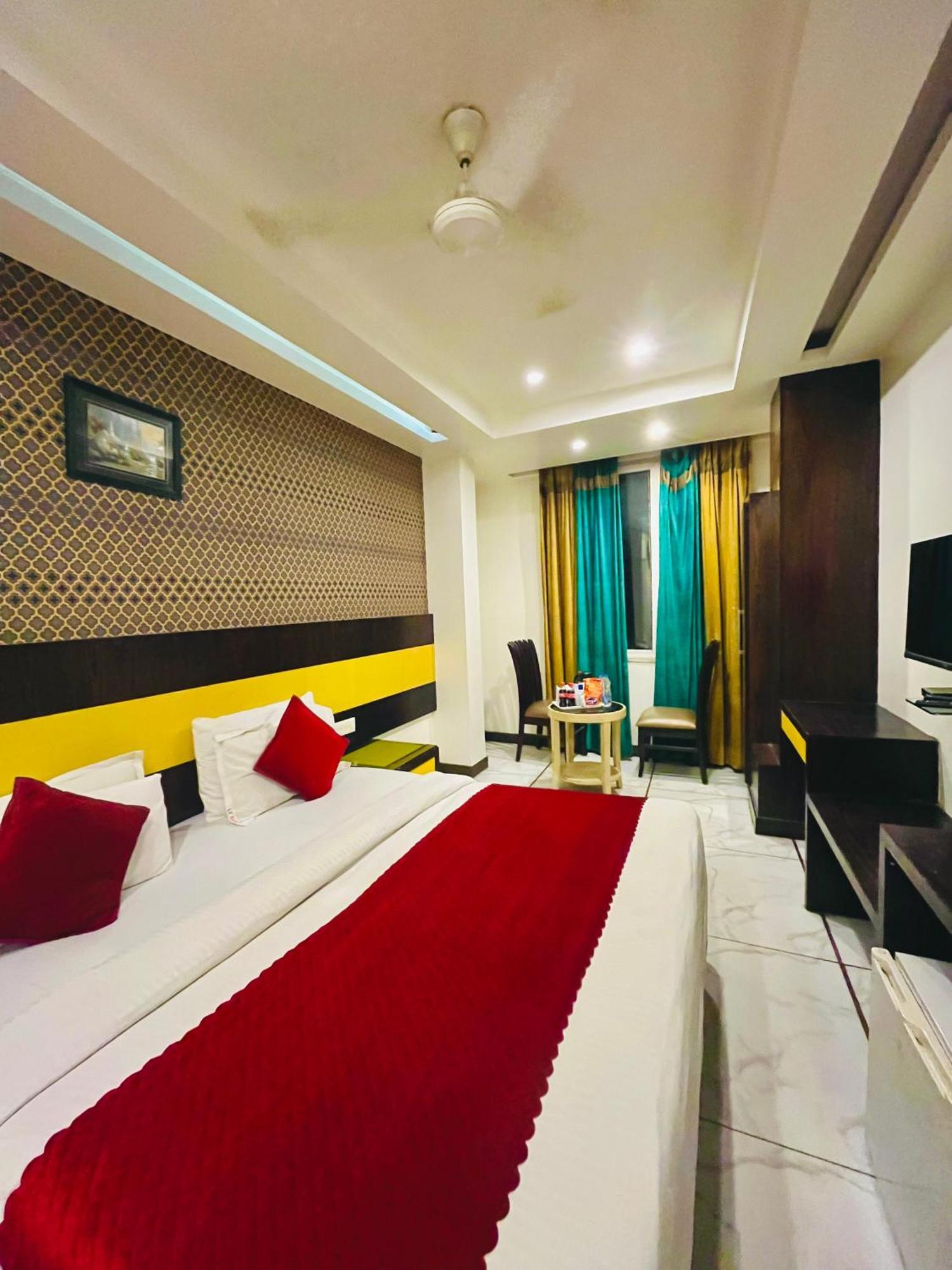 Frankstay -Le Unit By Worth Nuova Delhi Esterno foto